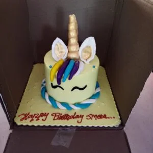 fondant Unicorn cake